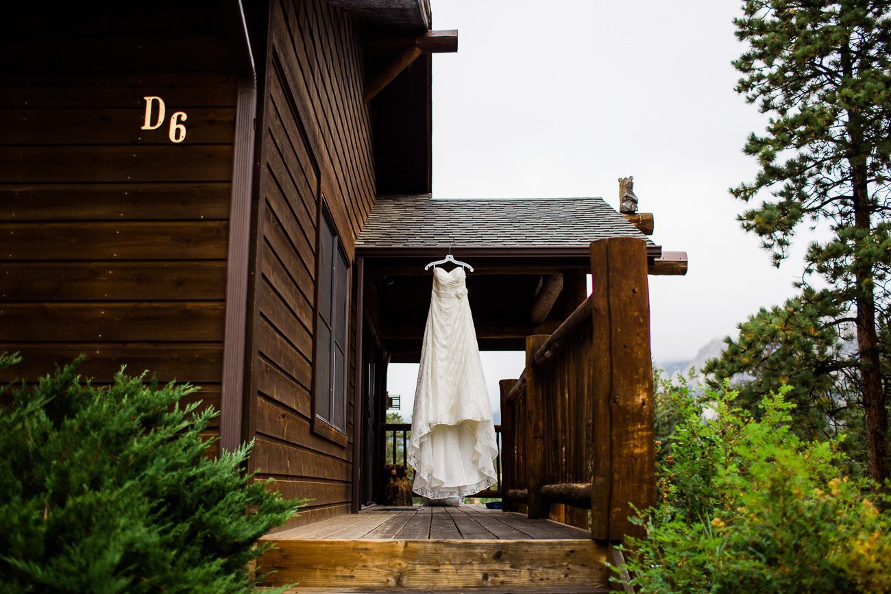 Wedding Dress at Black Canyon Inn