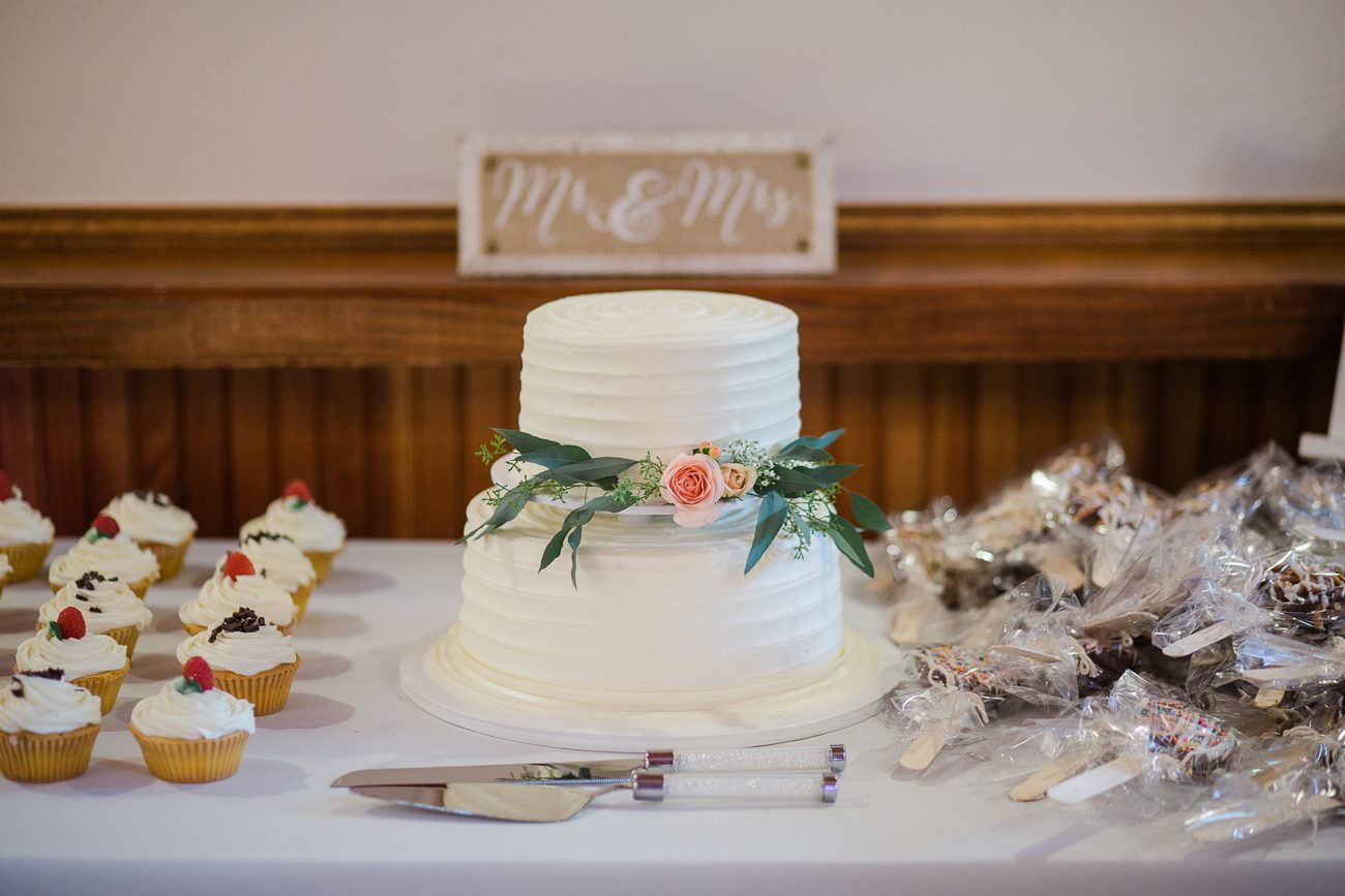 Simple wedding cake ideas