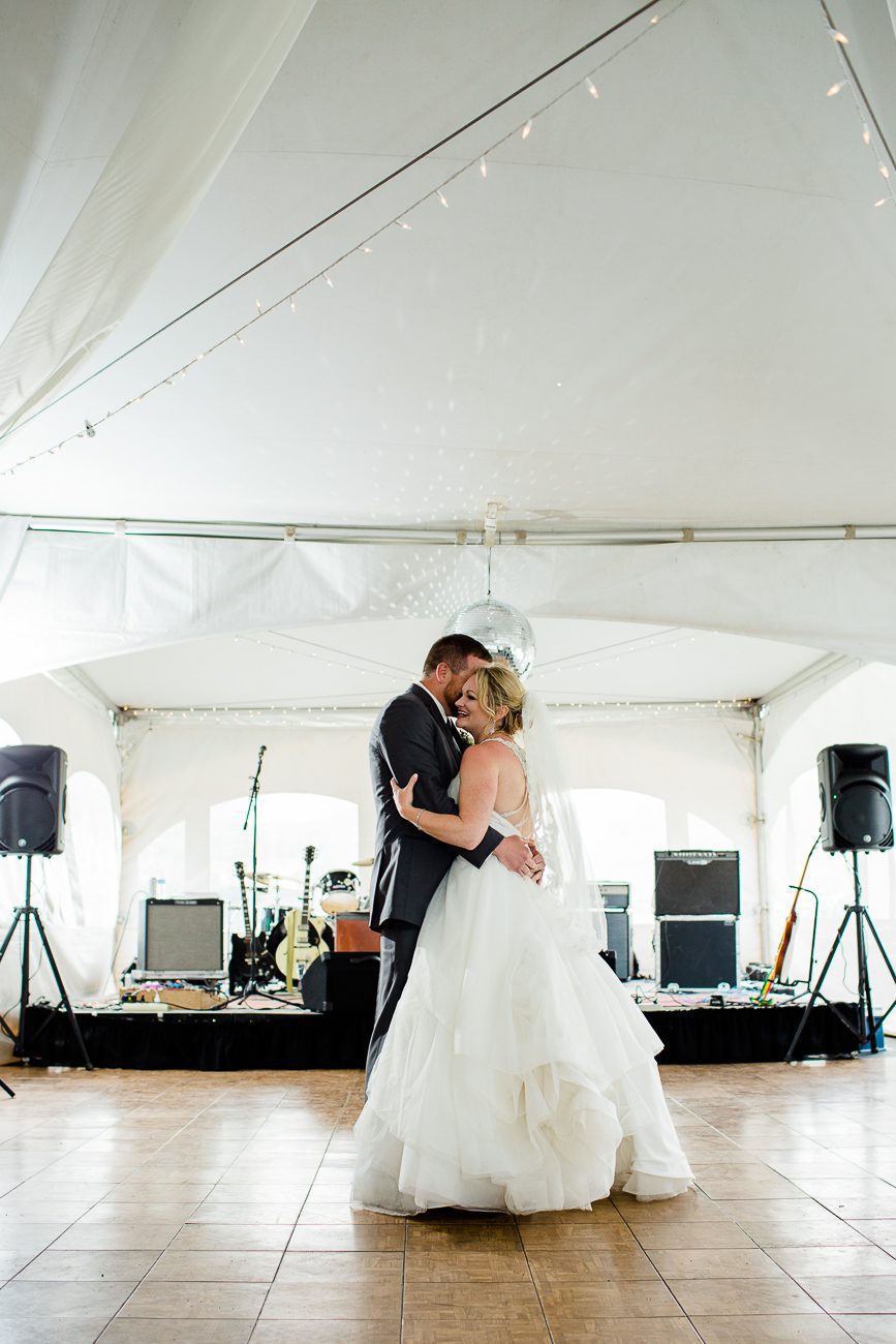 Crested Butte Colorado wedding first dance photo