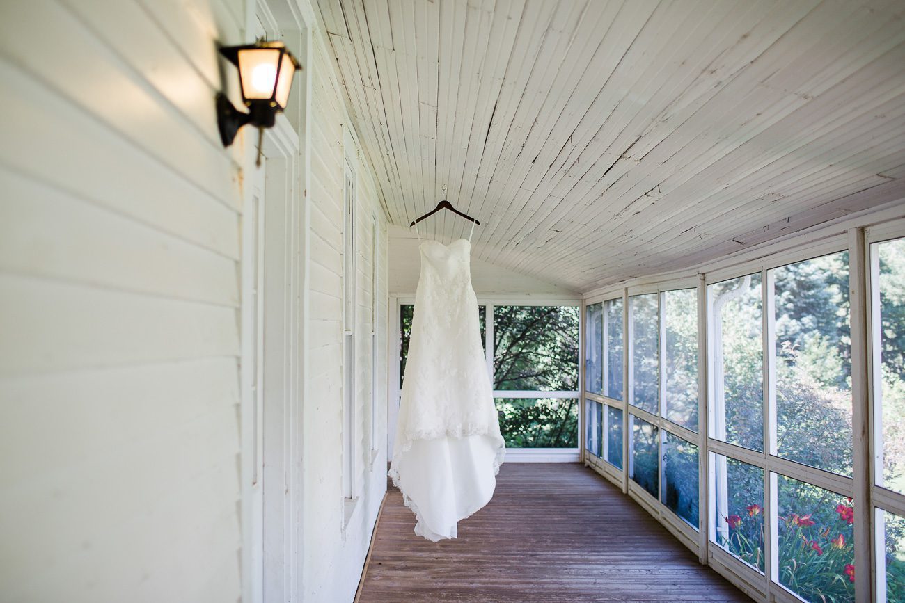 Wedding dress at Chatfeld Botanic Gardens