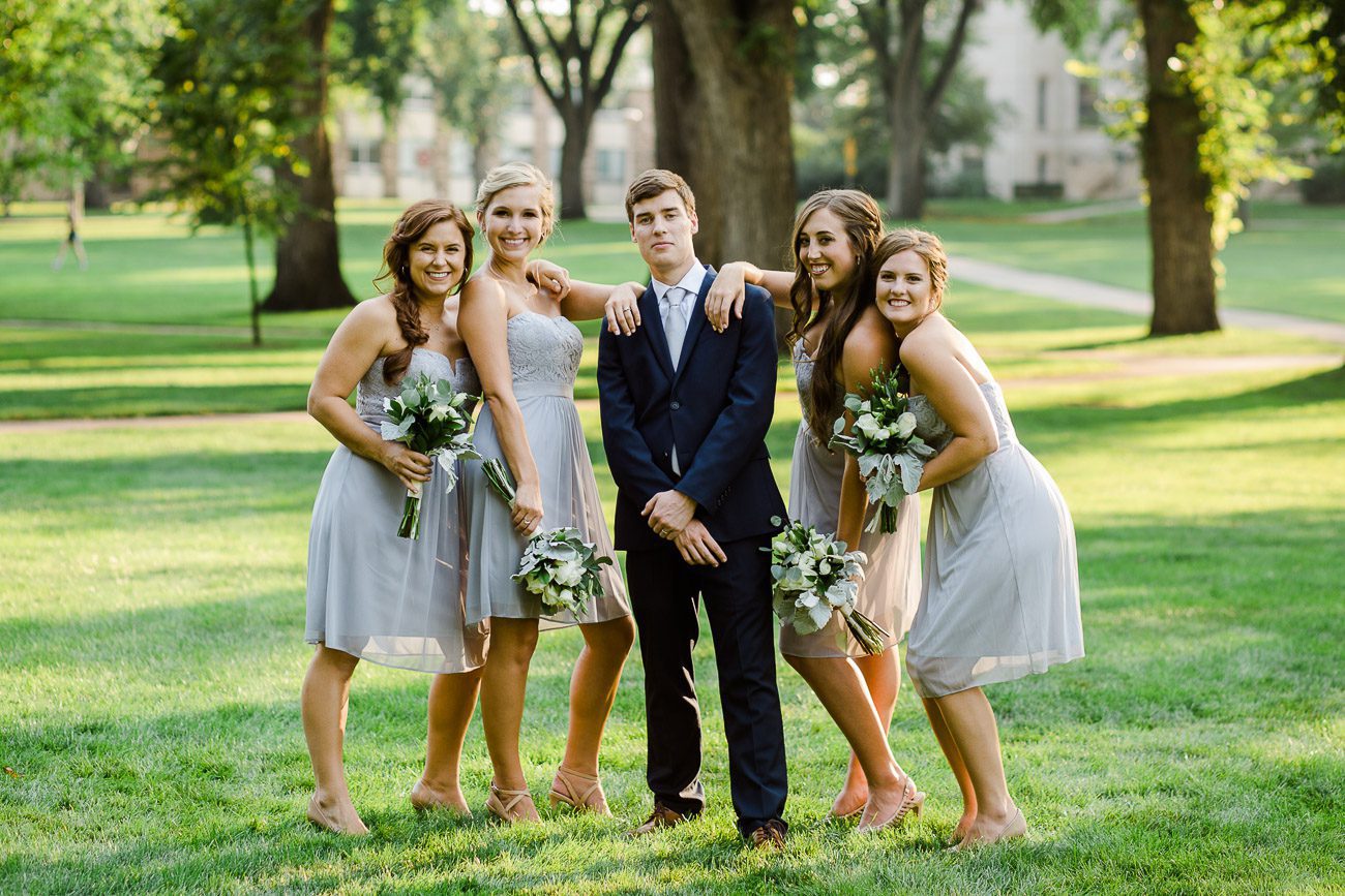 fun wedding party picture ideas