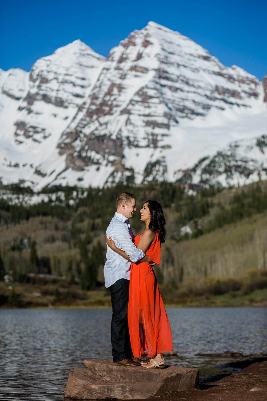 Maroon Bells Colorado engagement session