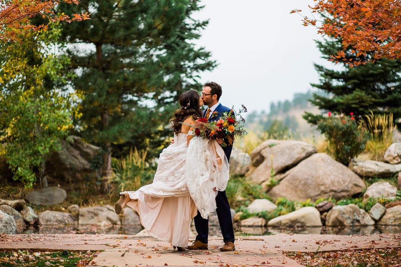 Boulder Colorado wedding photos in the fall