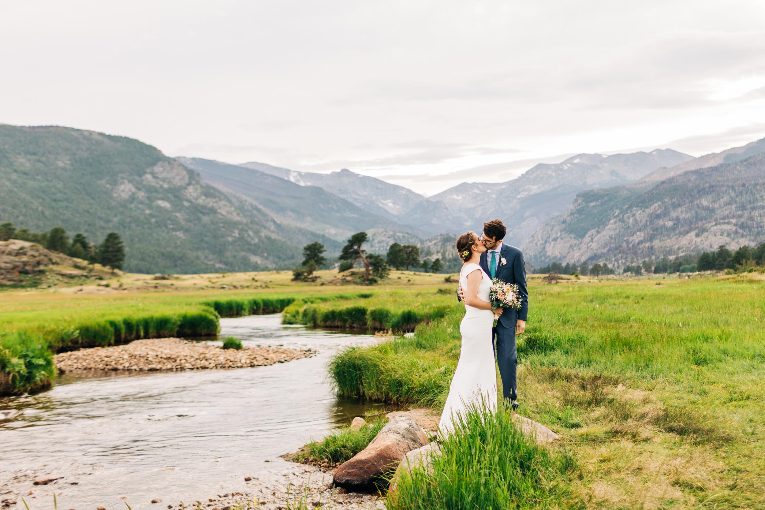 Moraine Park wedding photos in RMNP by Shea McGrath Photography Colorado Wedding Photographer