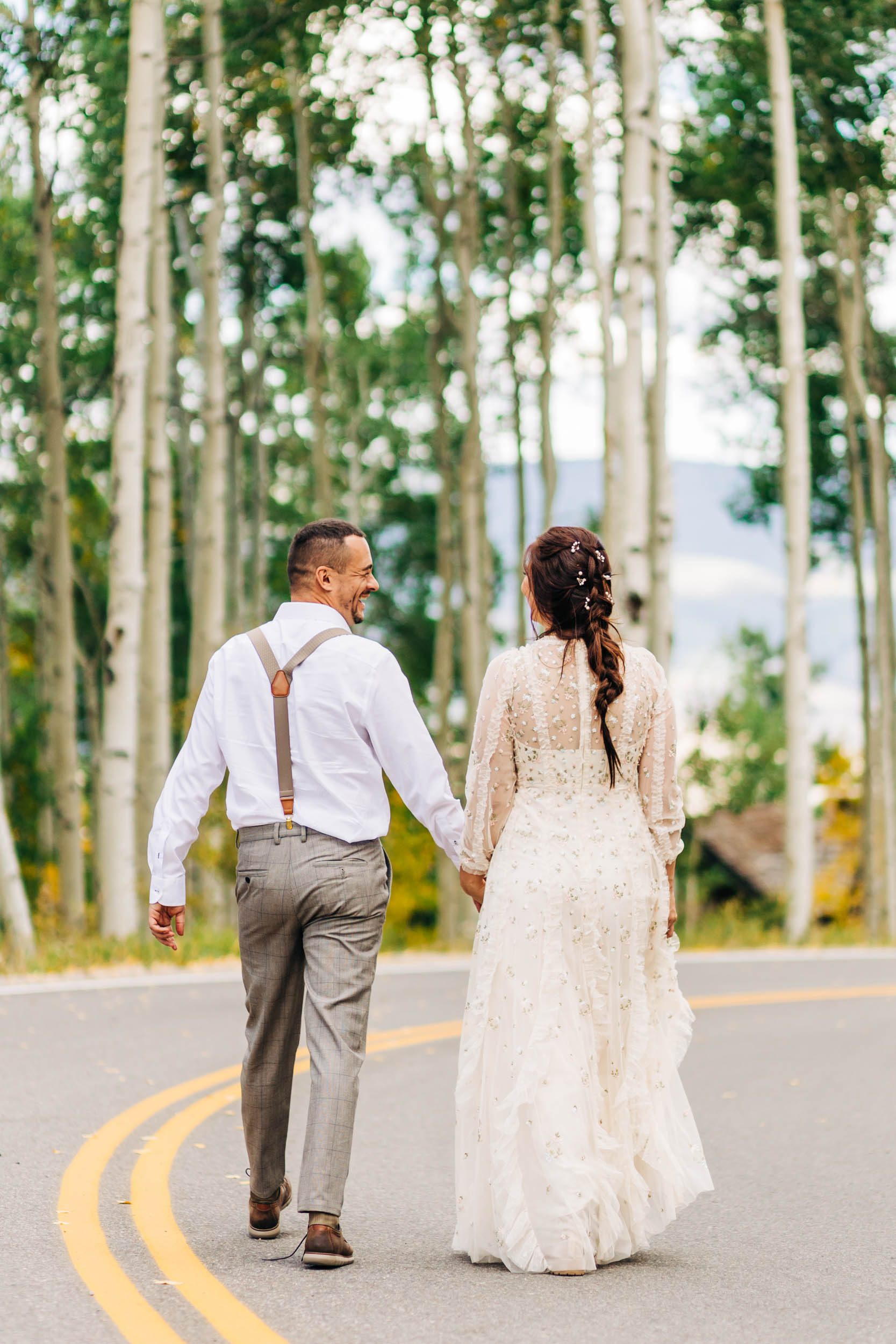 Fall wedding photos in Beaver Creek Colorado