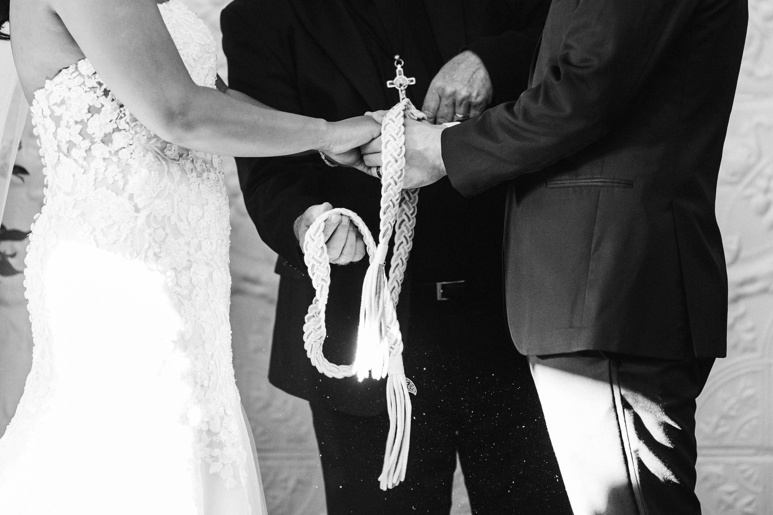 hand tying ceremony at wedding