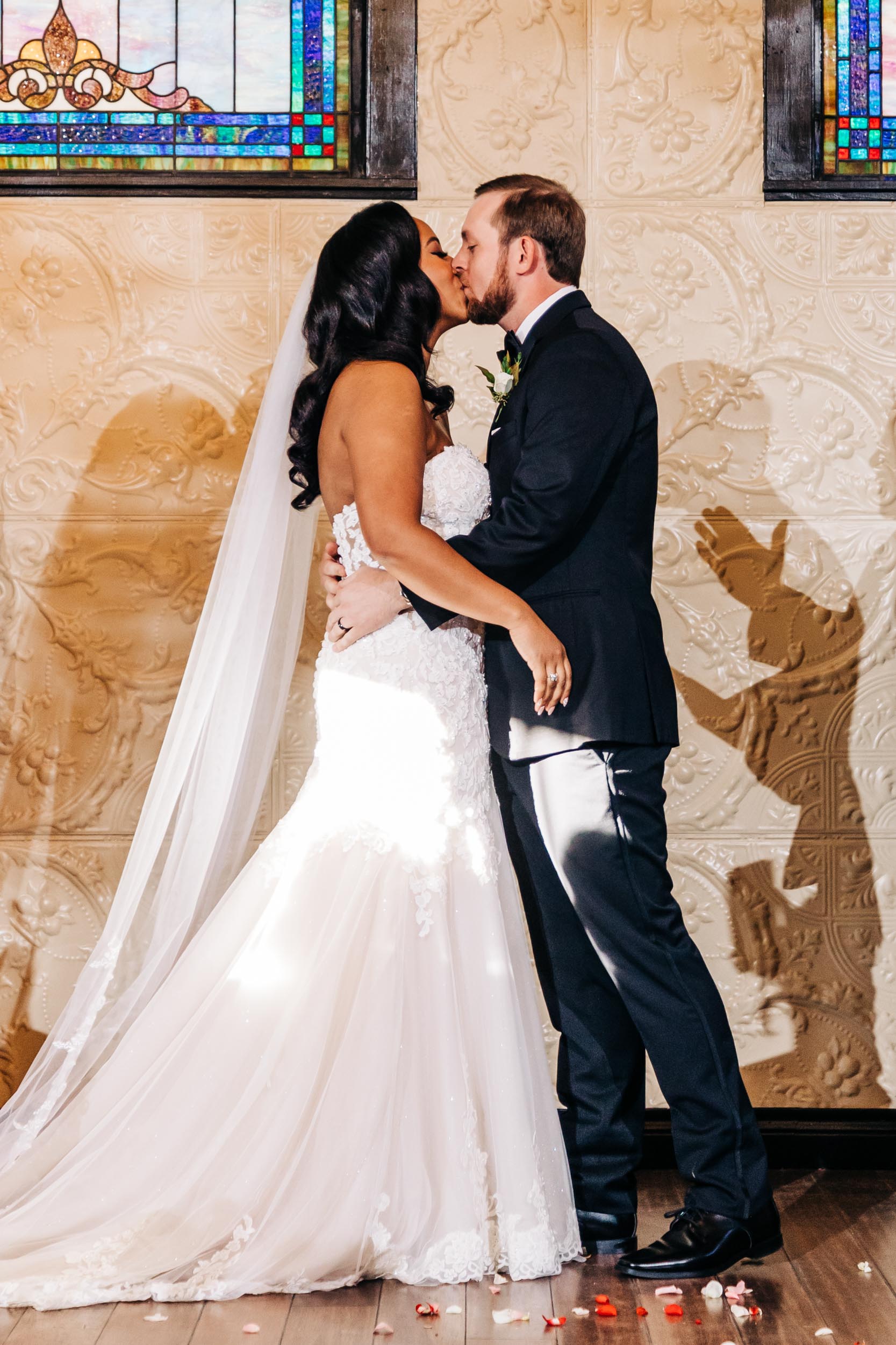 first kiss at lionsgate event center wedding
