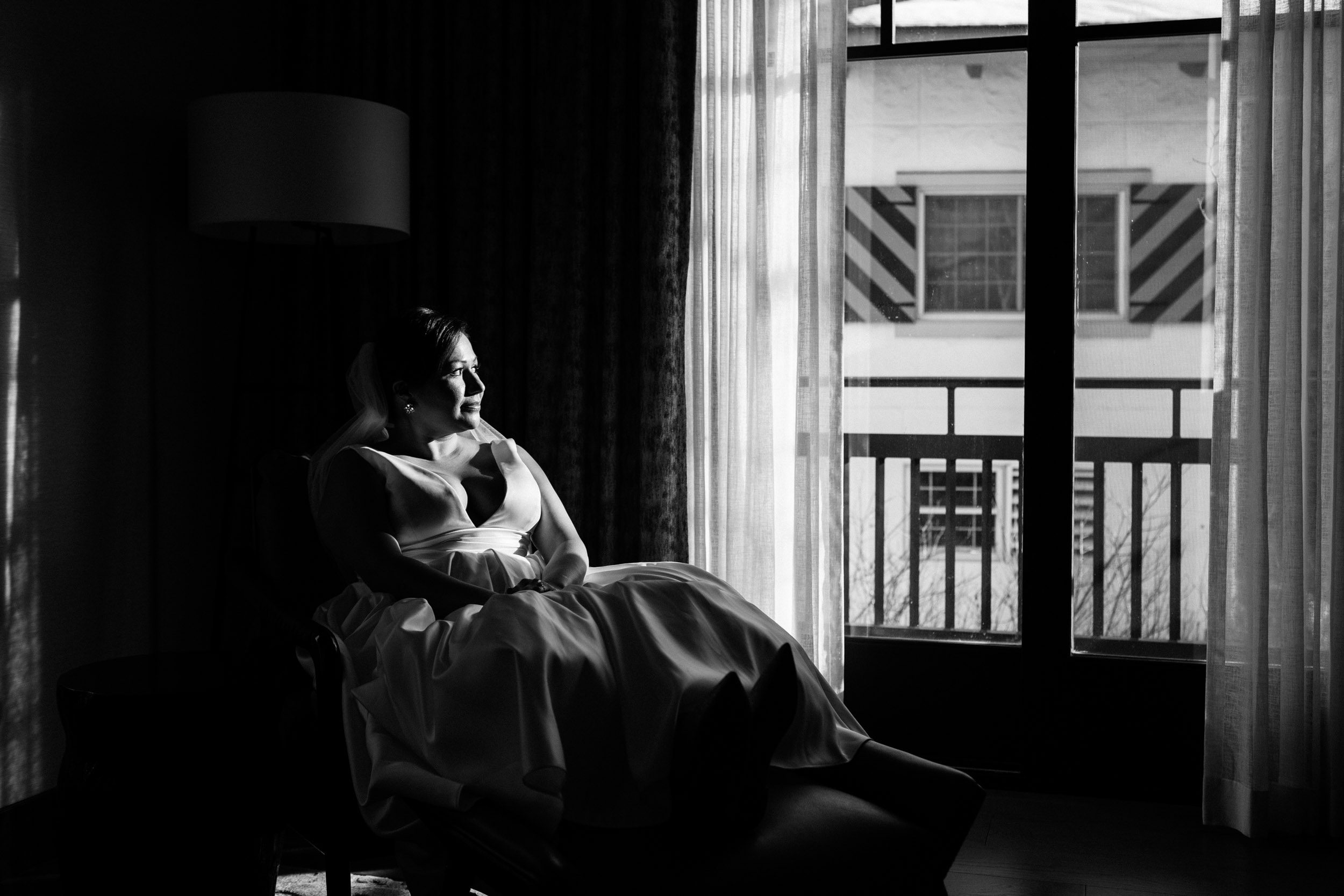 photo of bride at four seasons hotel in vail colorado 