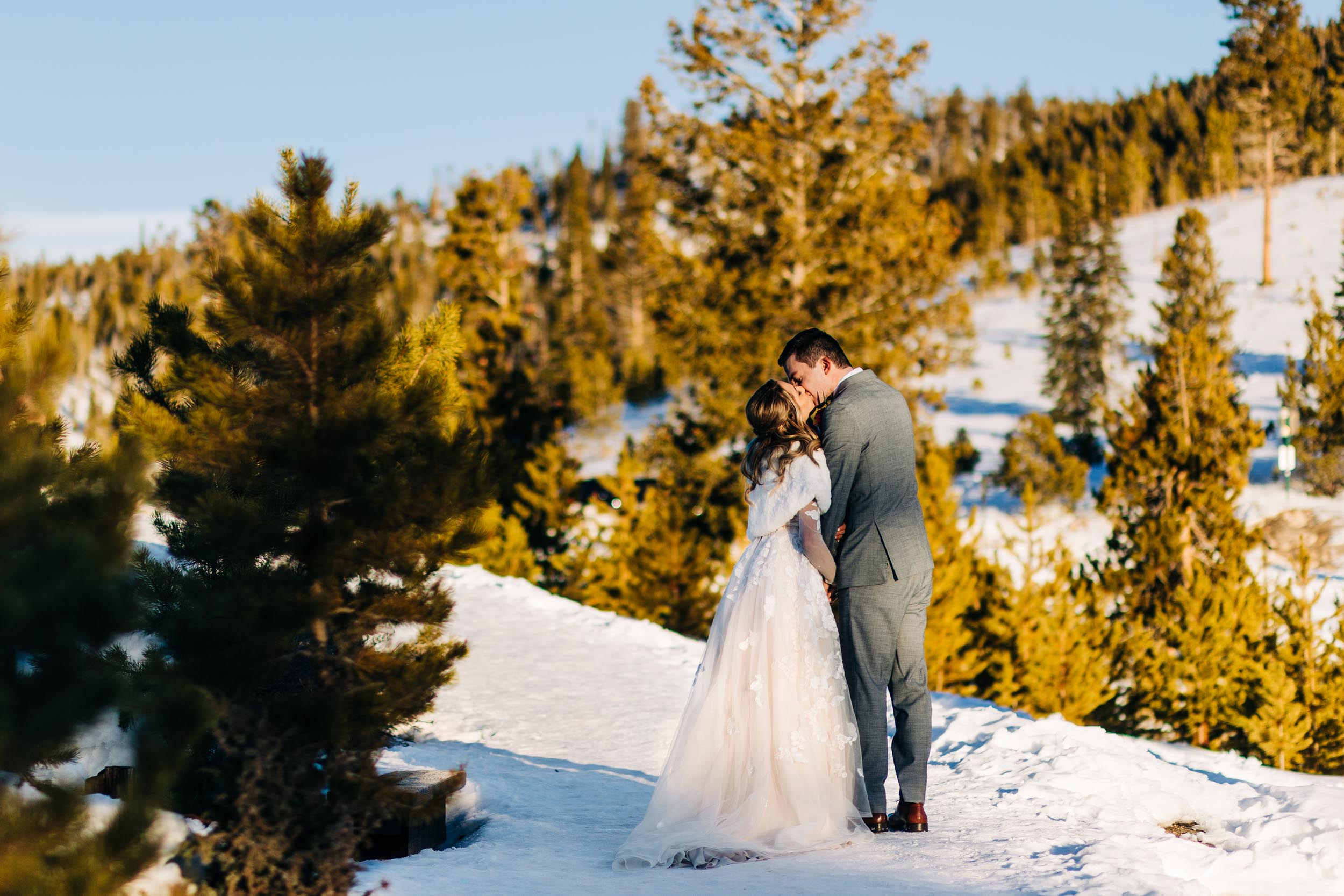 sunset wedding photo at sapphire point in colorado